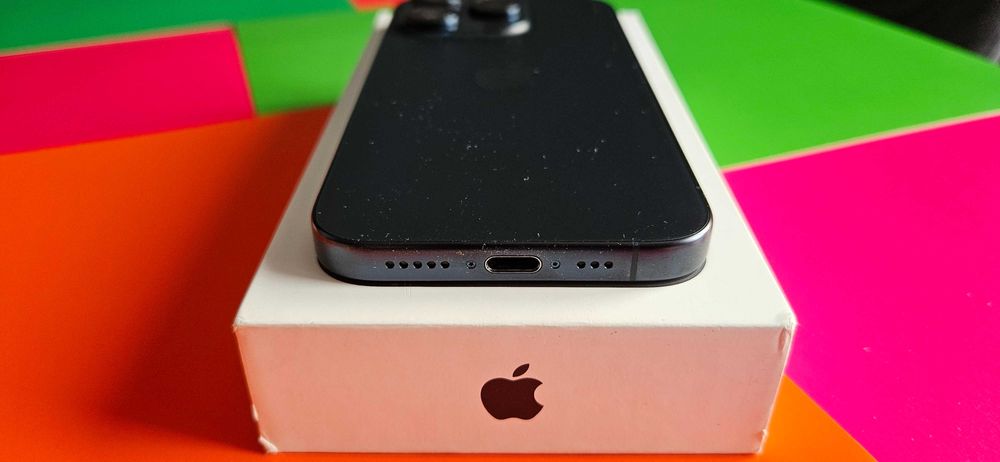 Идеальный  IPHONE 15 PRO 256Gb Blue Titanium физ SIM neverlock Европа