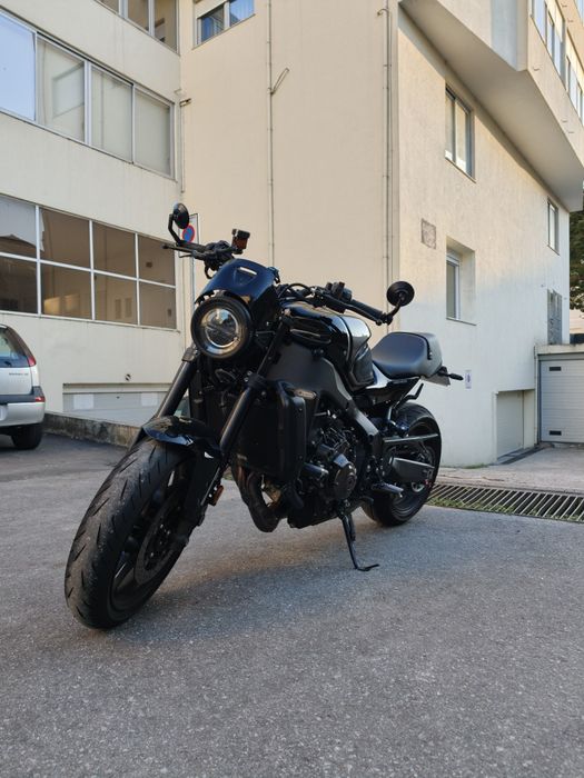 Yamaha XSR 900 midnight black