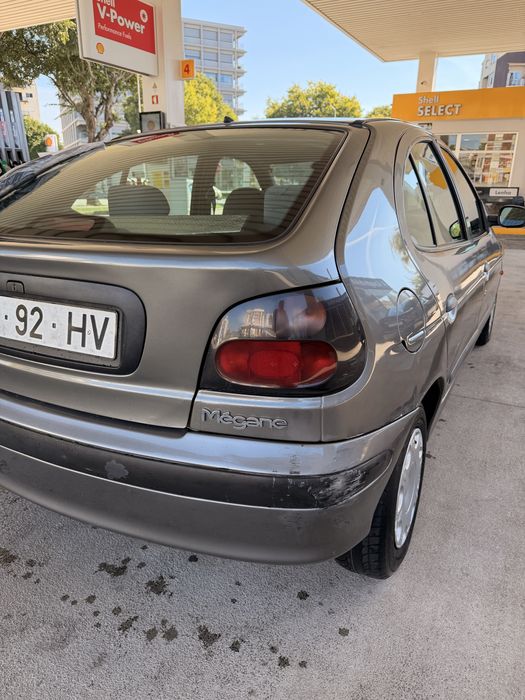 Megane 1.4 gasolina com ar condicionado — photo 3