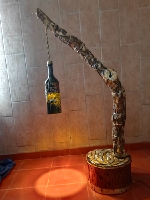 Candeeiro de pé de autor