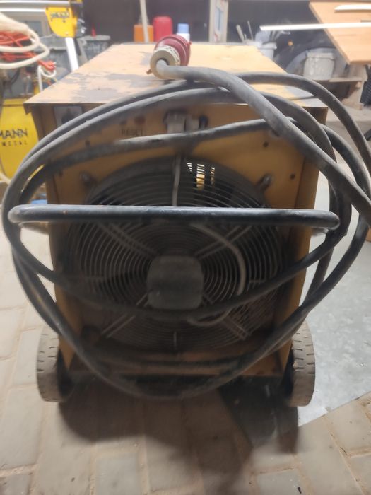 2 × Nagrzewnica elektryczna MASTER B 30 EPR 30 kW – 400 V