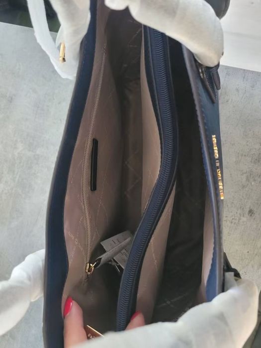 Piękna shopperka Michael Kors
