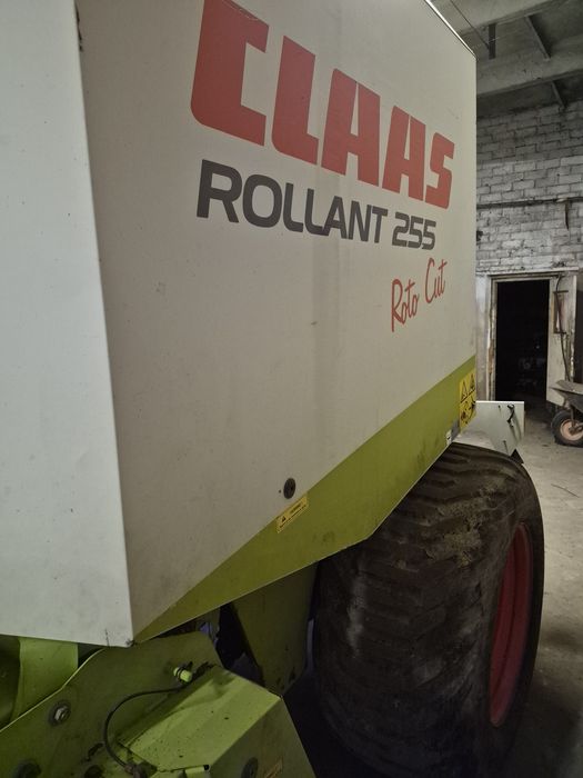 Прес- подборщик Пресс-підбирач John Deere  Claas 
Deere 332, 332а Джон Дір