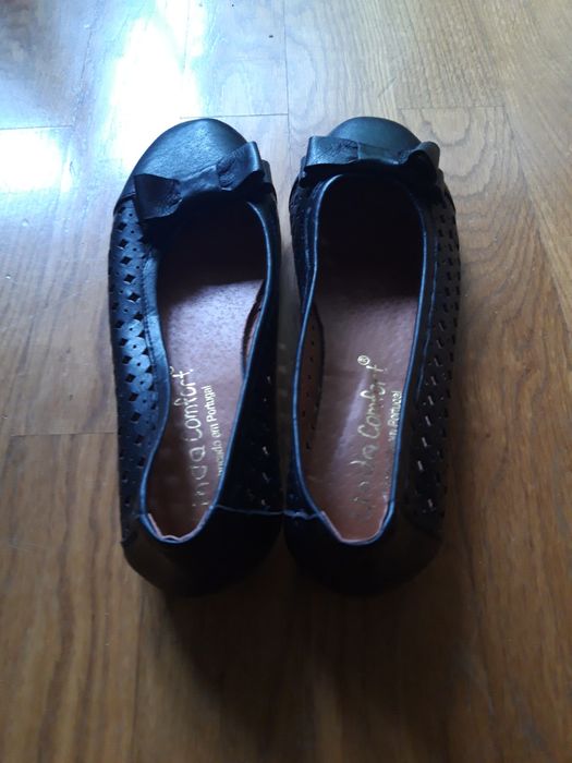 Sapatos rasos de mulher (36) da Linda Comfort (fabricados em Portugal)
