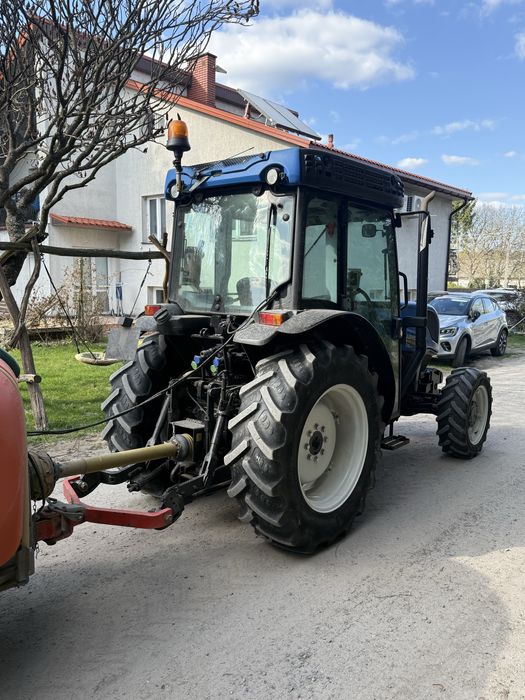 New holland t4.90F ciagnik sadowniczy