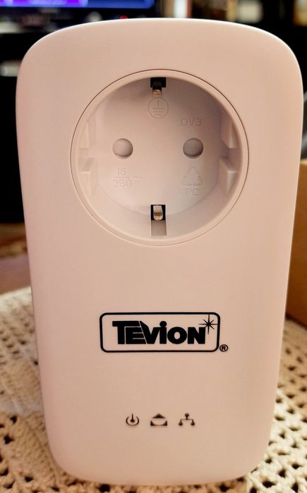 1x Tevion PLA 294 MT:2236, включая сетевой кабель. Тевион ПЛА 294 МТ:2