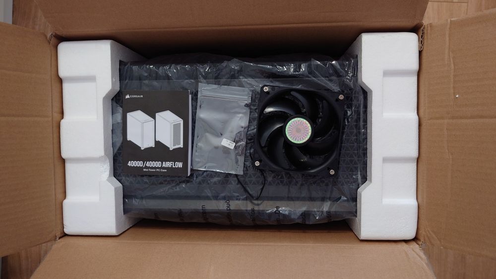 Obudowa komputera Corsair 4000D Airflow Black - Stan BDB