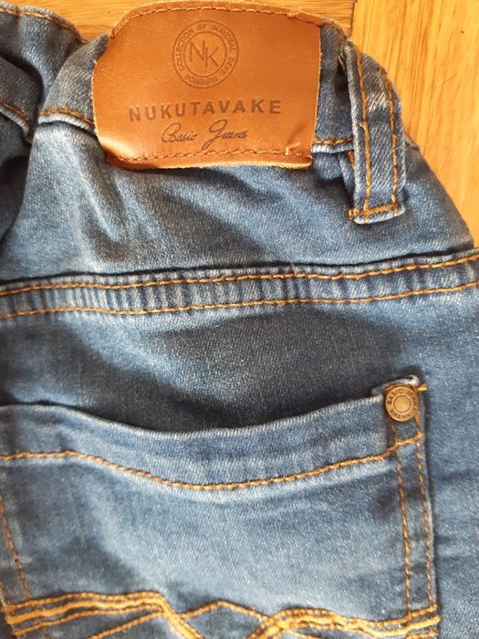 Calças da Nukutavake 14 anos.