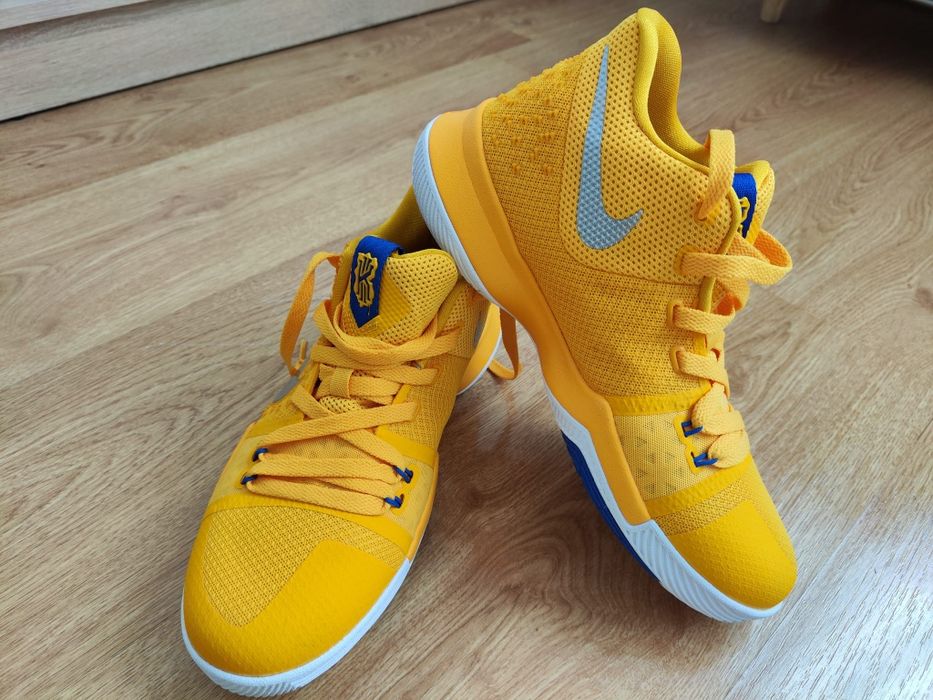 Buty Nike Kyrie 3 Mac and Cheese GS 40 sneakersy