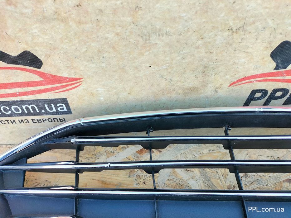 Ford Focus IV Mk4 2018-2022 решетка радиатора JX7B-8C436-A