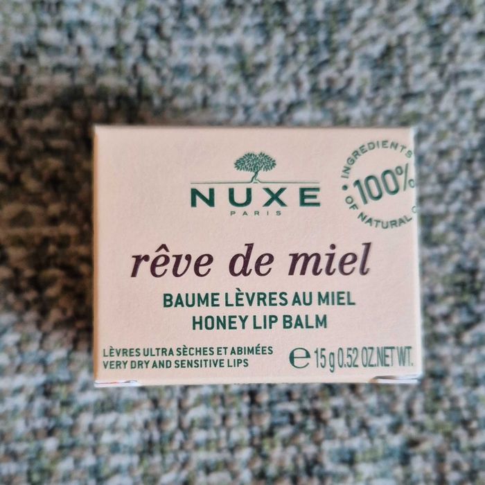 Balsam do ust Nuxe Reve de Miel 15g nowy