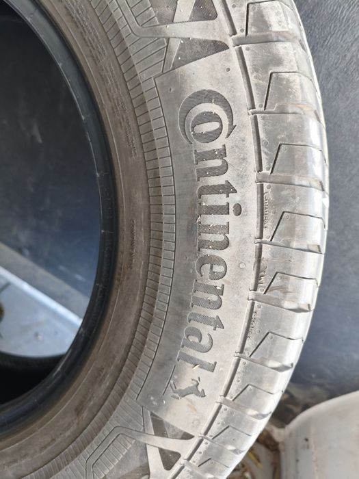 Continental 215/75 R16C