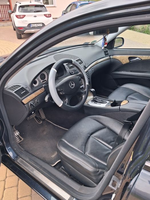 MERCEDES klasa E W211