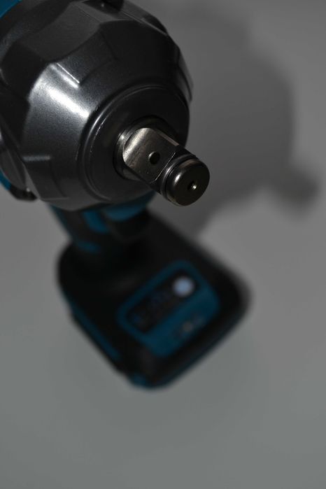 Klucz udarowy Gisam 1200nm + 2x bateria + walizka