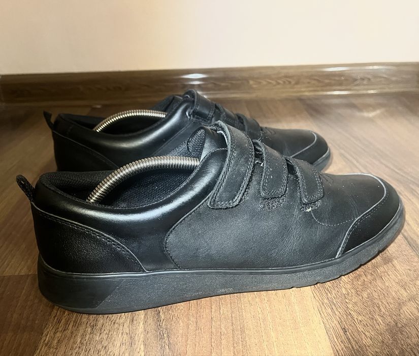 Кросівки Clarks черевики 43