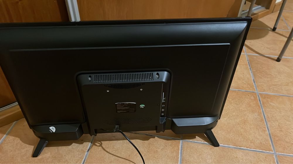 Televisão da SmartTech 32”