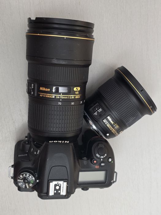 Nikon D7500 Nikkor 24-70mm 2.8 VR I 20mm 2.8