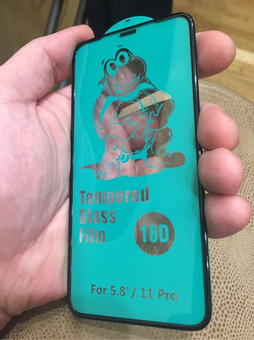 Стекло iPhone 11 pro с сеткой