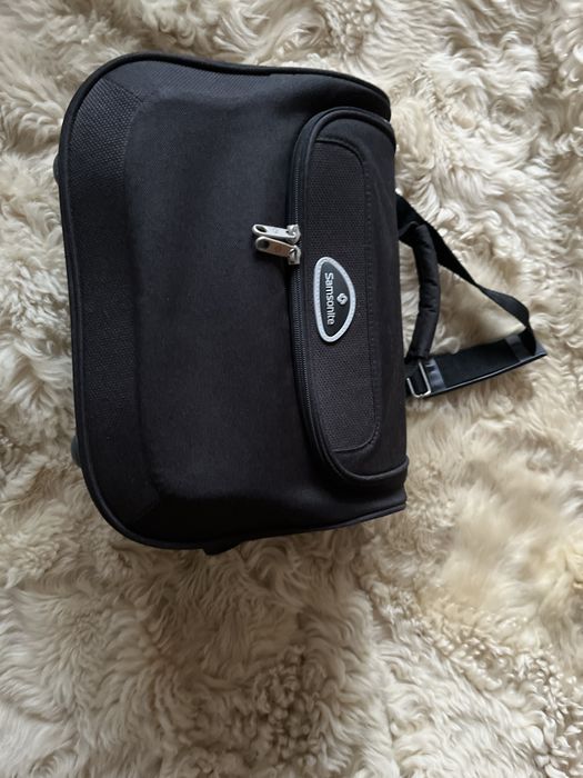 Samsonite kosmetyczka podróżna nakładana na walizkę