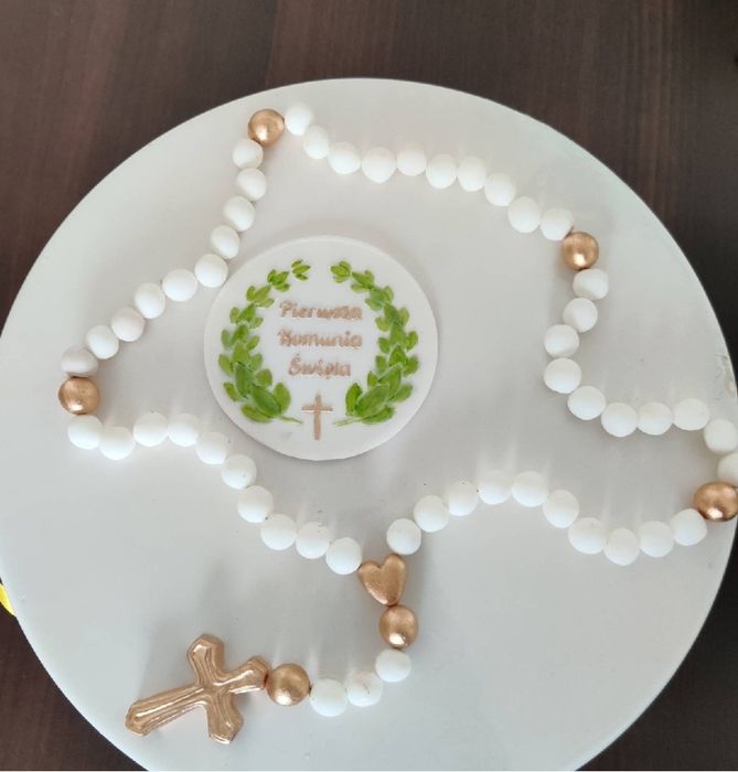 Różaniec z masy cukrowej