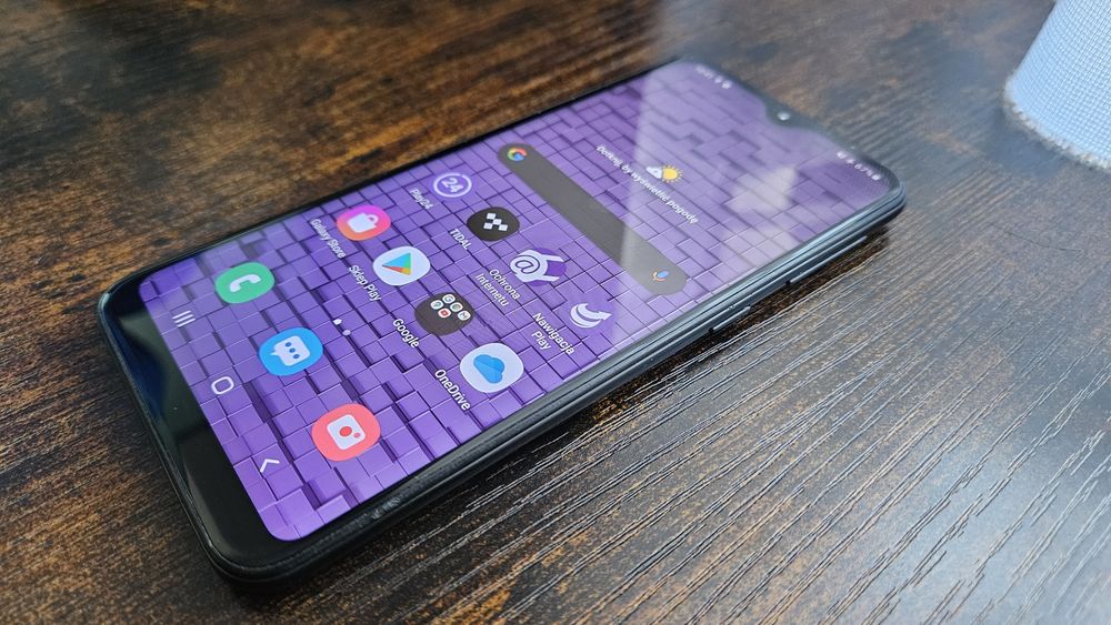 Samsung Galaxy A20e super stan