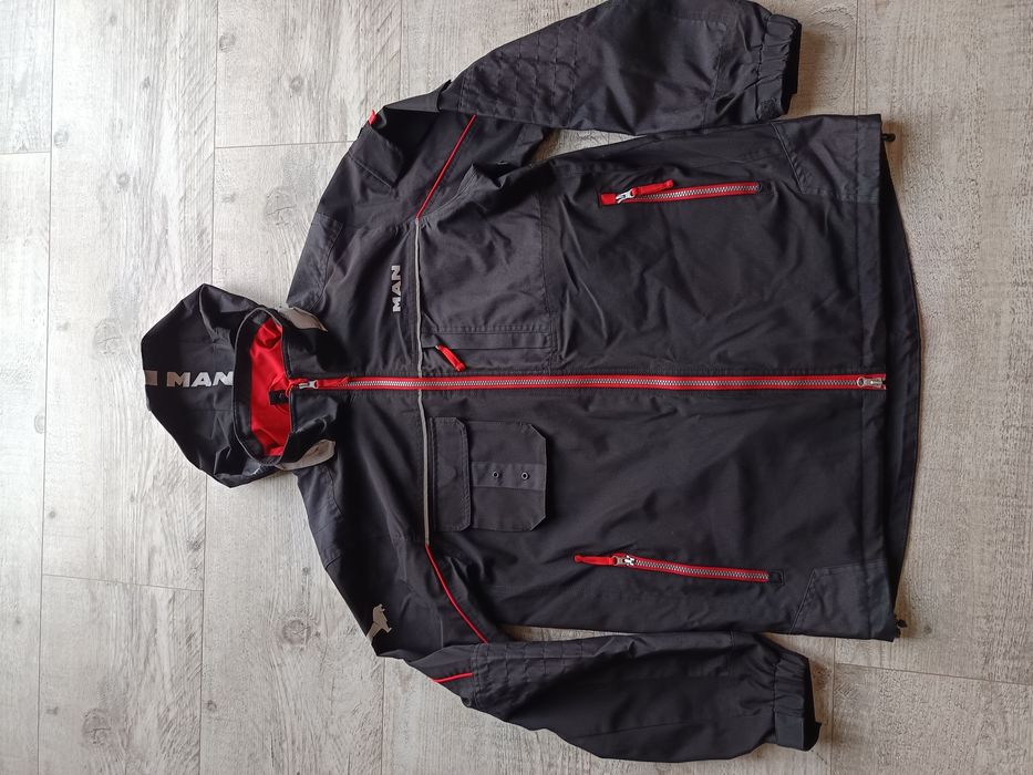 Kurtka przeciwdeszczowa MAN