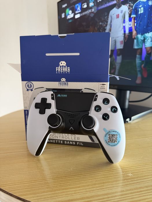 Controller ps5 FREAKS, novo