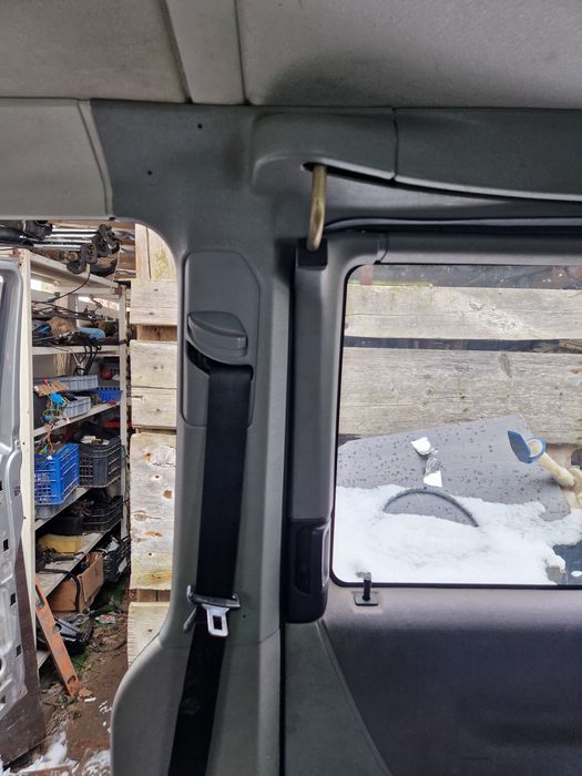 Vw t4 multivan tapicerka plastikowe osłony  pasów bezpieczeństwa