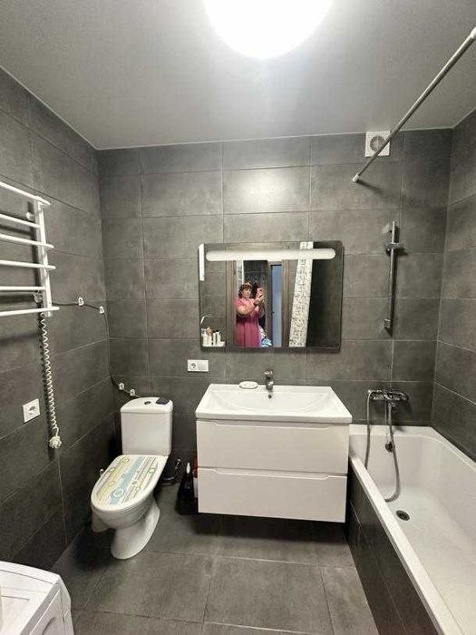 Продам 1 кв в новострое