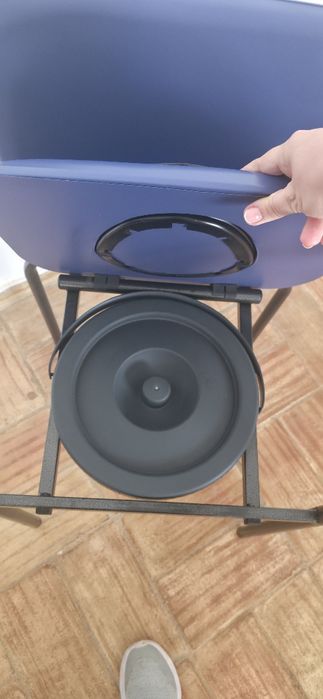 Cadeira Sanitaria Pouco usada