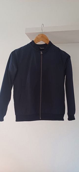 Kurtka chłopięca granatowa 146 cm