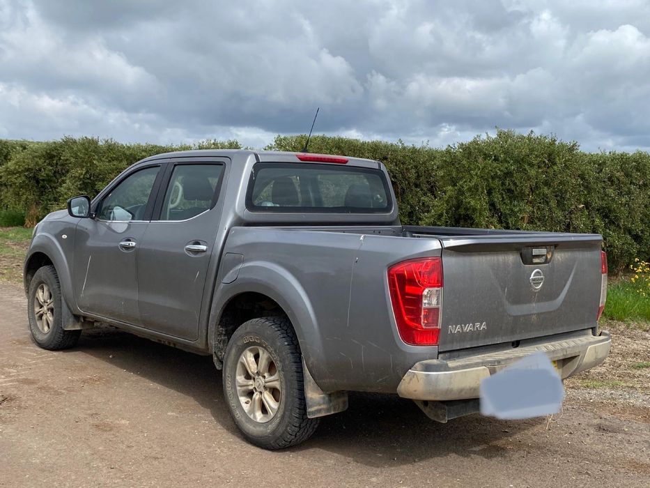 Pick Up Nissan Navara