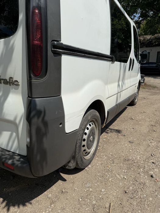 Renault Trafic 1.9 dci 100