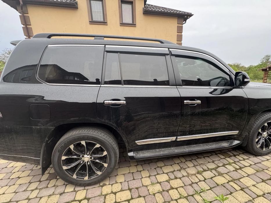Toyota Land Cruiser 200 2007-2021 рр. Вітровики з хромованим молдингом Niken Luxury (4 шт)