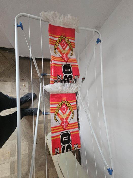 Sprzedam szalik klubowy