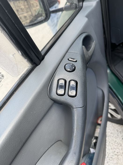 Mercedes-Benz Sprinter 313 2005 рік, 2.2D 8+1 пасажир