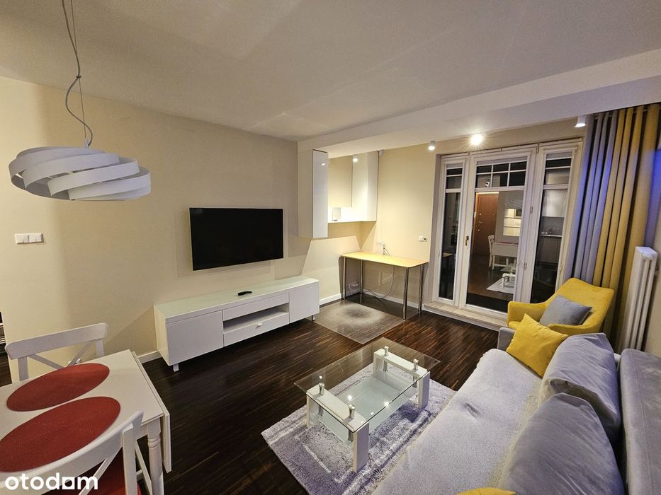 Rezydencja Warecka - Apartament z Balkonem i Garażem w Sercu Warszawy - Widok 4