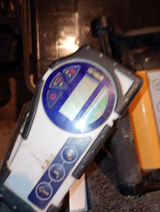 Niwelator laserowy
