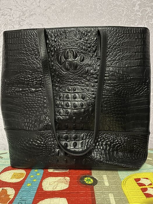 Новая кожанная сумка