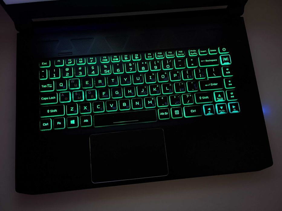 144" Hz/ Игровой Acer Predator TRITON 500 / RTX 2060 / Intel Core i7 / 32 RAM / ЗСУ Знижка!!