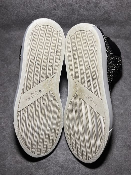 Женские кожаные кроссовки кеды Givenchy