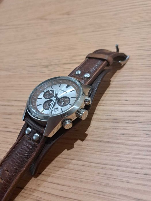 Relógio Fossil CH-2565 Couro Marrom e Prata