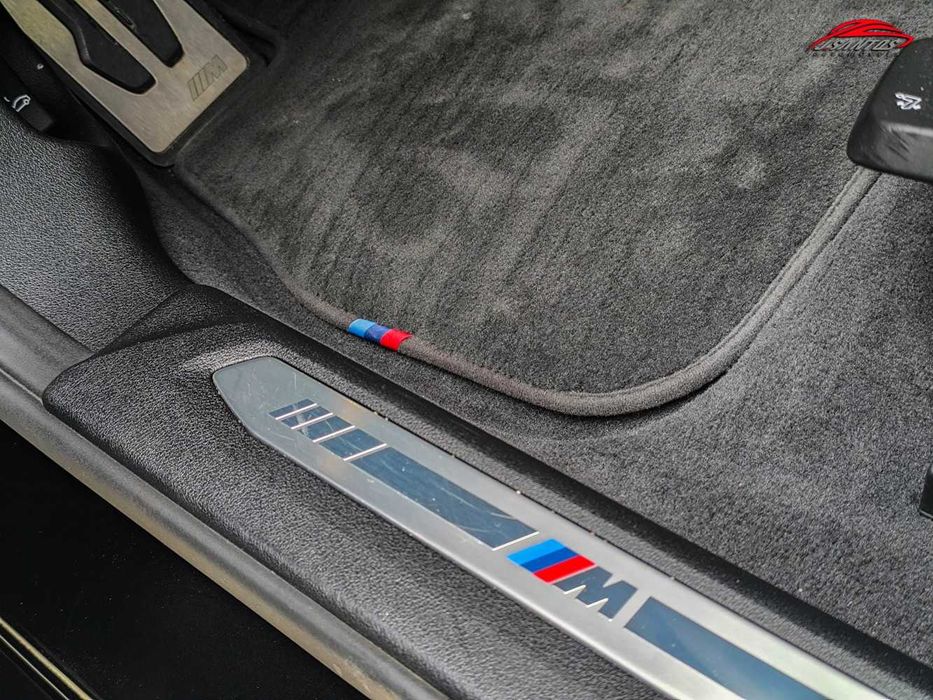 BMW 116i Pack M Auto, 35 000Kms, plano de manutenção BMW Incluído.