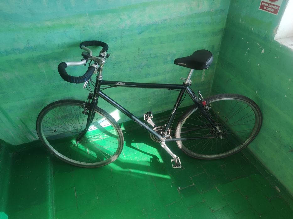 Велосипед, руль бабочка, колеса 28