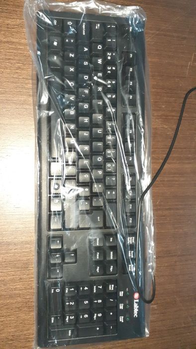 Computer keyboard64585838334209121