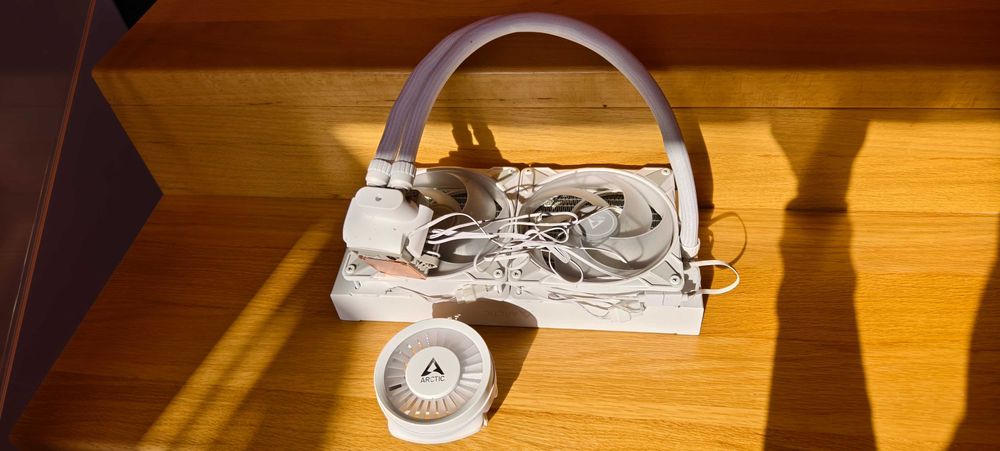 Chłodzenie procesora Arctic Liquid Freezer III 280 AIO A-RGB White