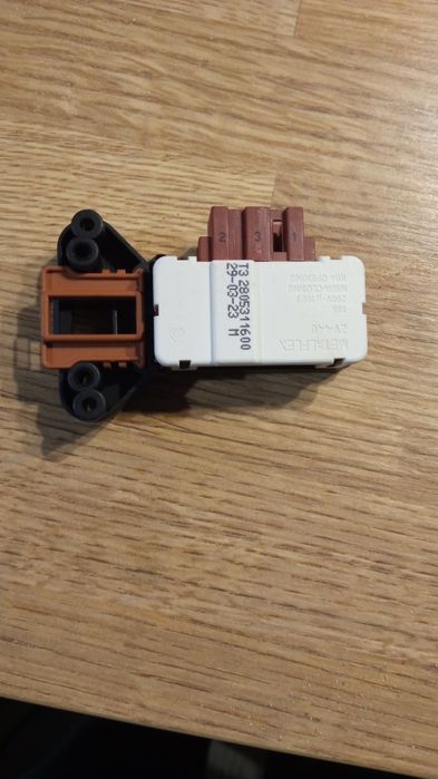 Elektrozamek do pralki Beko