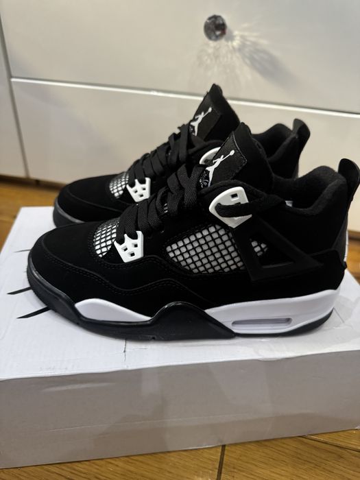 Nike Jordan 4 Retro rozmiar 37.5 Nowe Orginalne