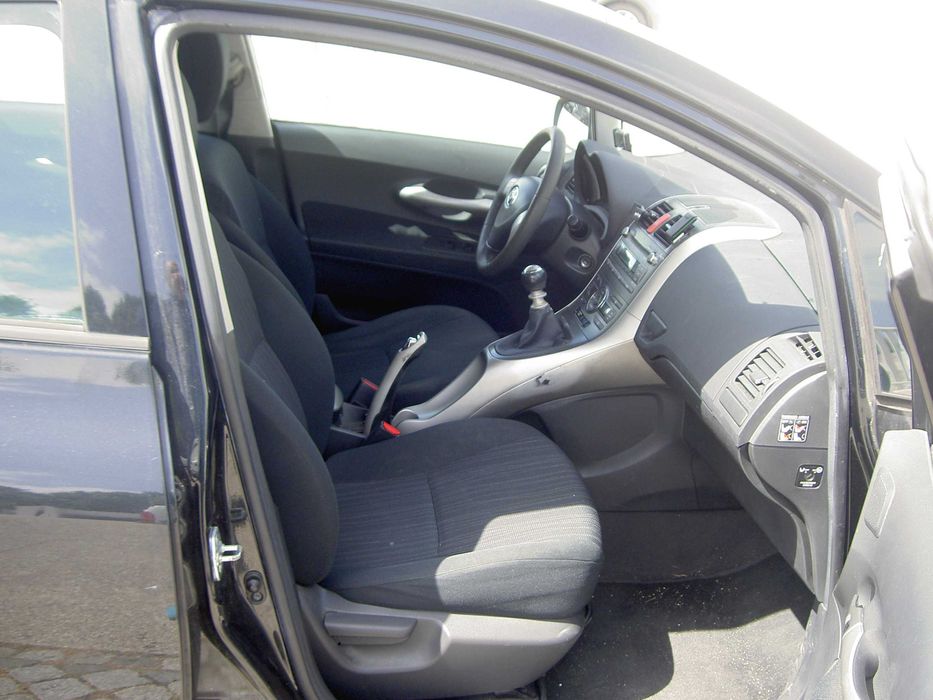 Toyota Auris 1.33 VVTI AC+VSO