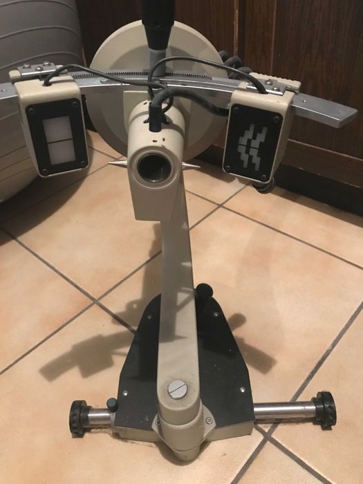 Kompletna kaseta do doboru okularów z soczewkami.